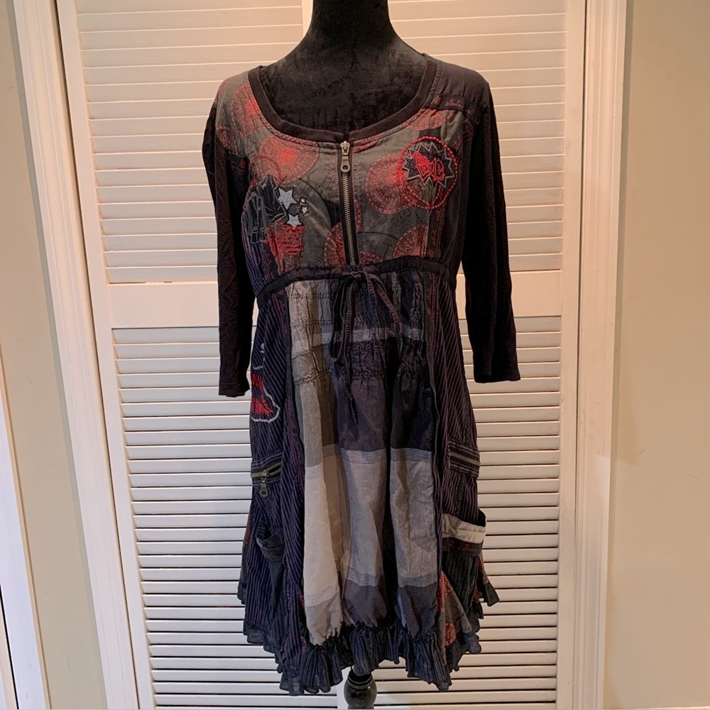 AUTHENTIC DESIGUAL POP ART LOGO BLACK RED WOMEN'S DRESS-SIZE:US Small